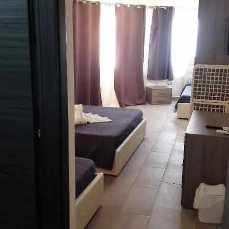 Samana C Con Privata A לינה וארוחת בוקר פונטה פרושוטו