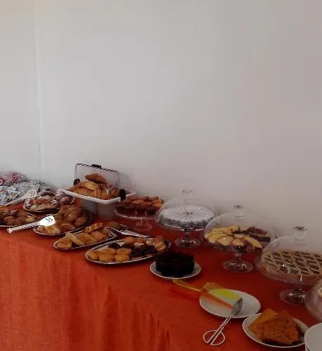 Samana C Con Privata A Oda ve Kahvaltı 3*