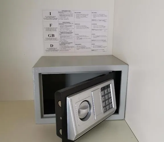 Samana C Con Privata A 3* プンタ・プロシュート